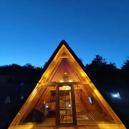 Chalet Havuzlu Jakuzili Suit Bungalov *